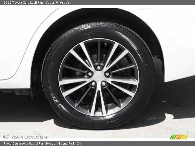 Super White / Ash 2016 Toyota Corolla LE Plus