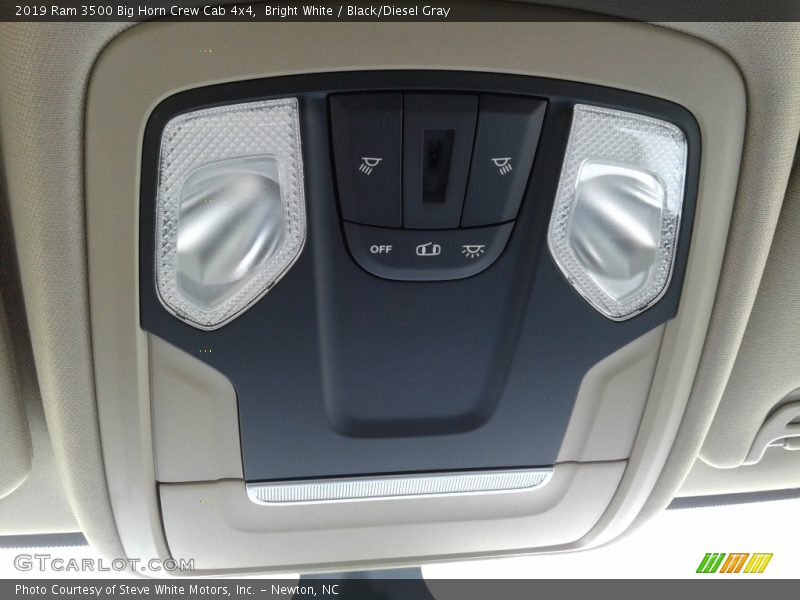 Bright White / Black/Diesel Gray 2019 Ram 3500 Big Horn Crew Cab 4x4