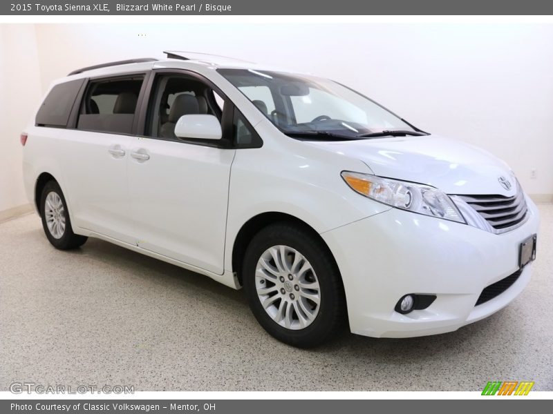 Blizzard White Pearl / Bisque 2015 Toyota Sienna XLE