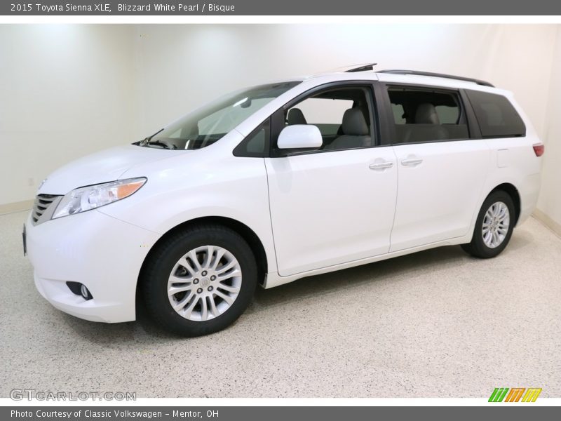 Blizzard White Pearl / Bisque 2015 Toyota Sienna XLE