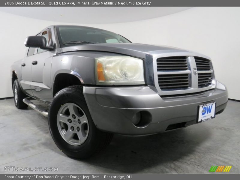 Mineral Gray Metallic / Medium Slate Gray 2006 Dodge Dakota SLT Quad Cab 4x4