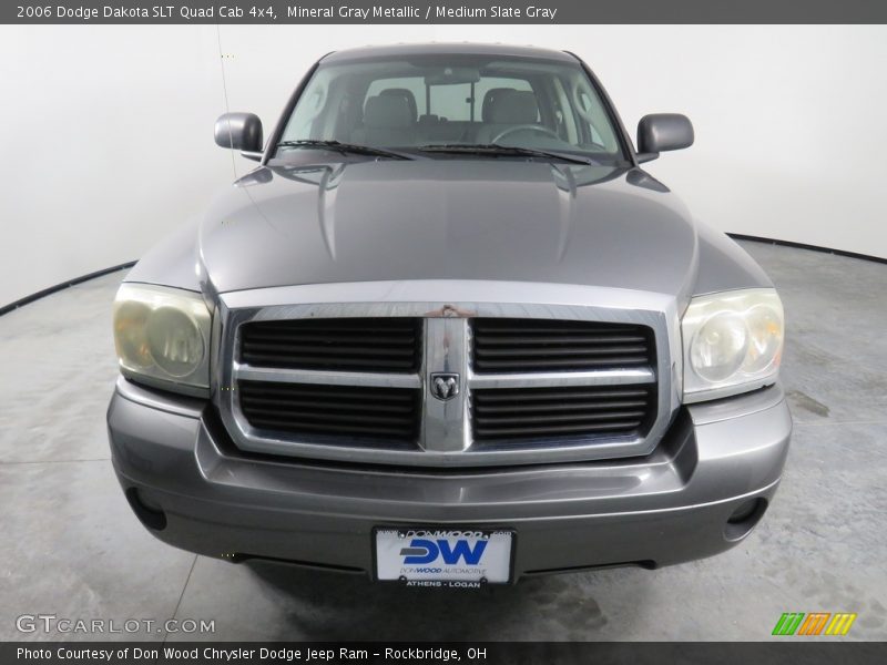 Mineral Gray Metallic / Medium Slate Gray 2006 Dodge Dakota SLT Quad Cab 4x4