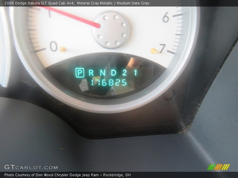 Mineral Gray Metallic / Medium Slate Gray 2006 Dodge Dakota SLT Quad Cab 4x4