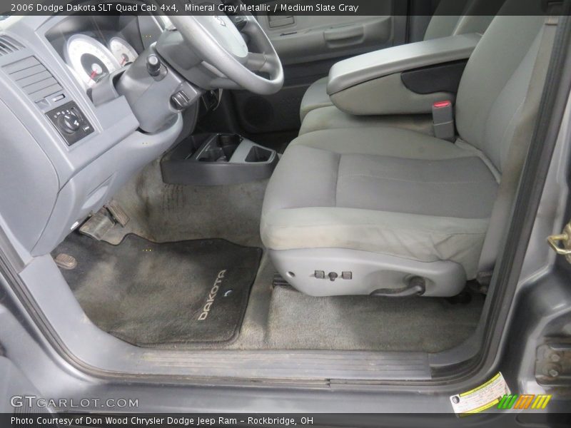 Mineral Gray Metallic / Medium Slate Gray 2006 Dodge Dakota SLT Quad Cab 4x4