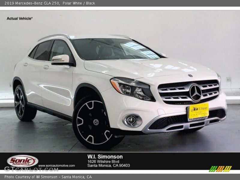 Polar White / Black 2019 Mercedes-Benz GLA 250