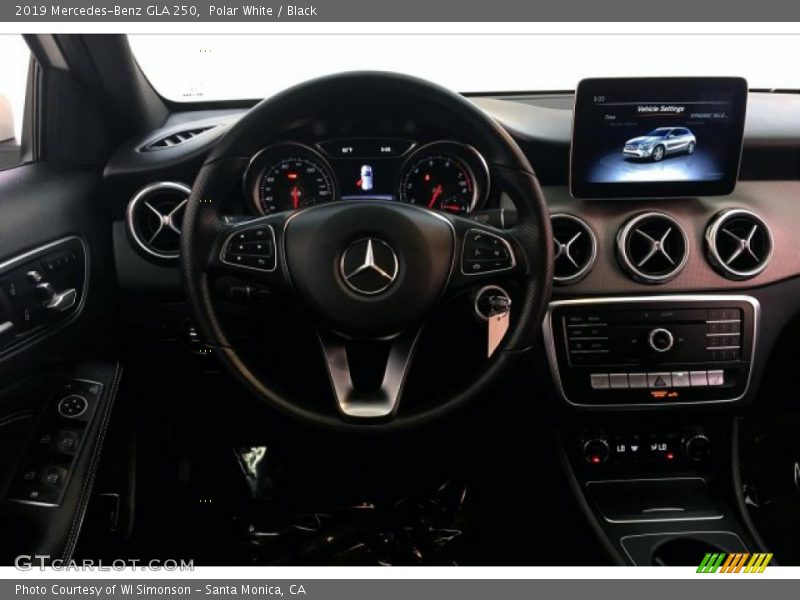 Polar White / Black 2019 Mercedes-Benz GLA 250