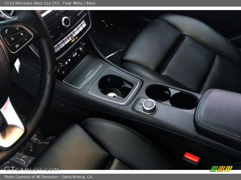 Polar White / Black 2019 Mercedes-Benz GLA 250