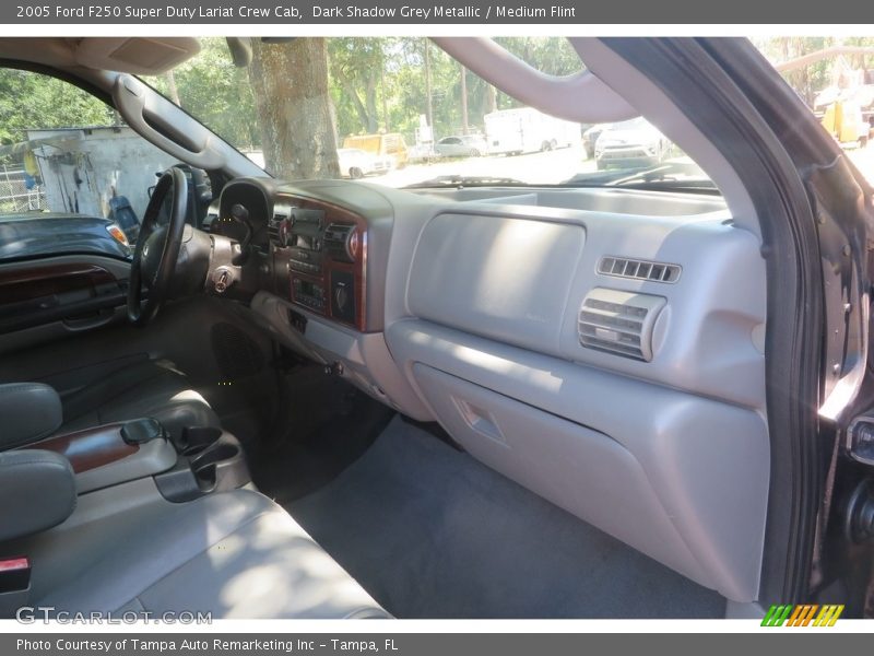 Dark Shadow Grey Metallic / Medium Flint 2005 Ford F250 Super Duty Lariat Crew Cab