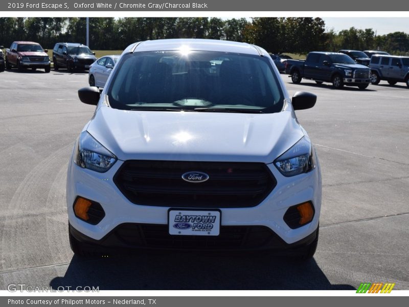 Oxford White / Chromite Gray/Charcoal Black 2019 Ford Escape S