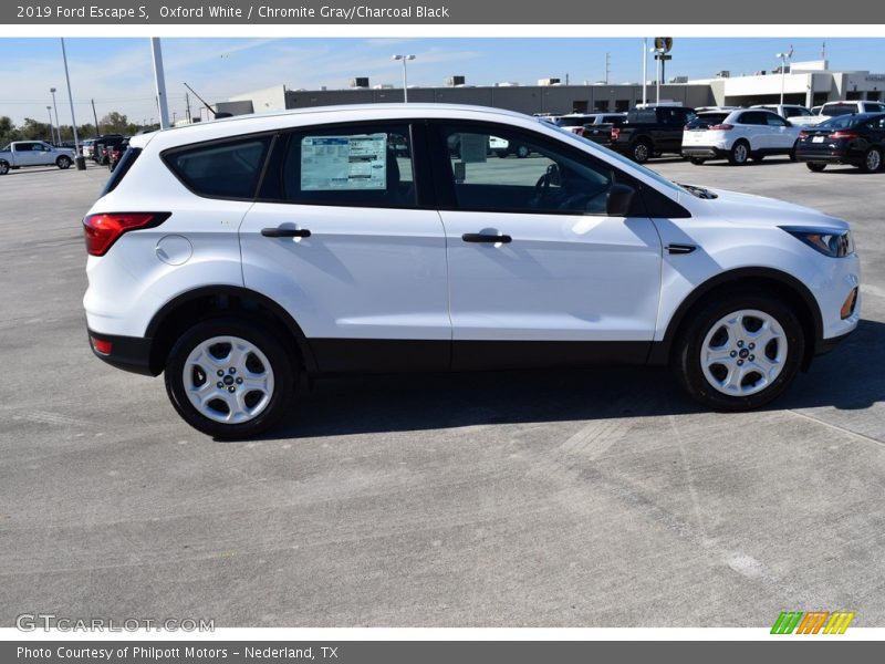 Oxford White / Chromite Gray/Charcoal Black 2019 Ford Escape S
