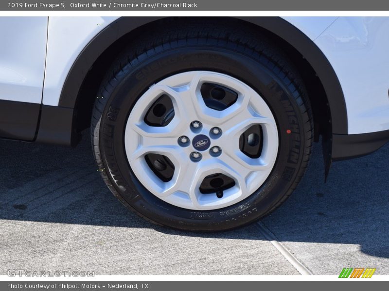 Oxford White / Chromite Gray/Charcoal Black 2019 Ford Escape S