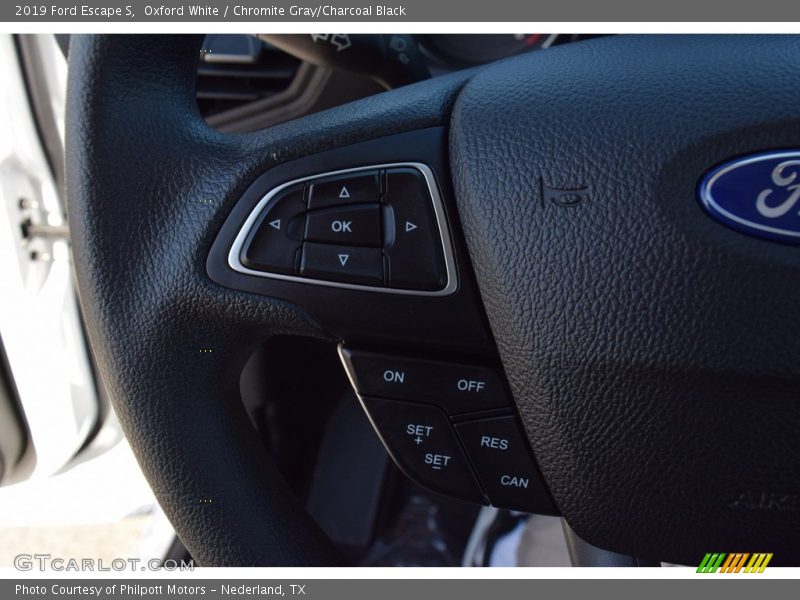 Oxford White / Chromite Gray/Charcoal Black 2019 Ford Escape S