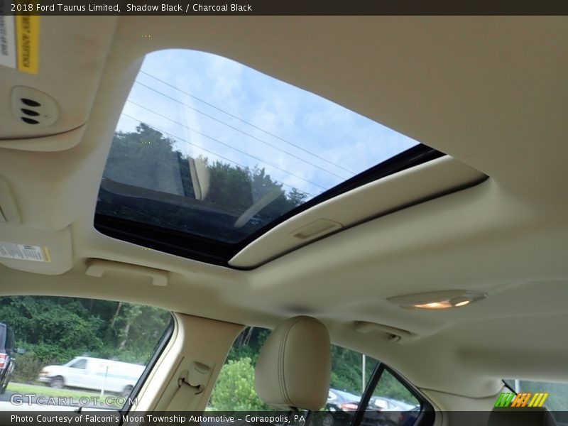 Sunroof of 2018 Taurus Limited