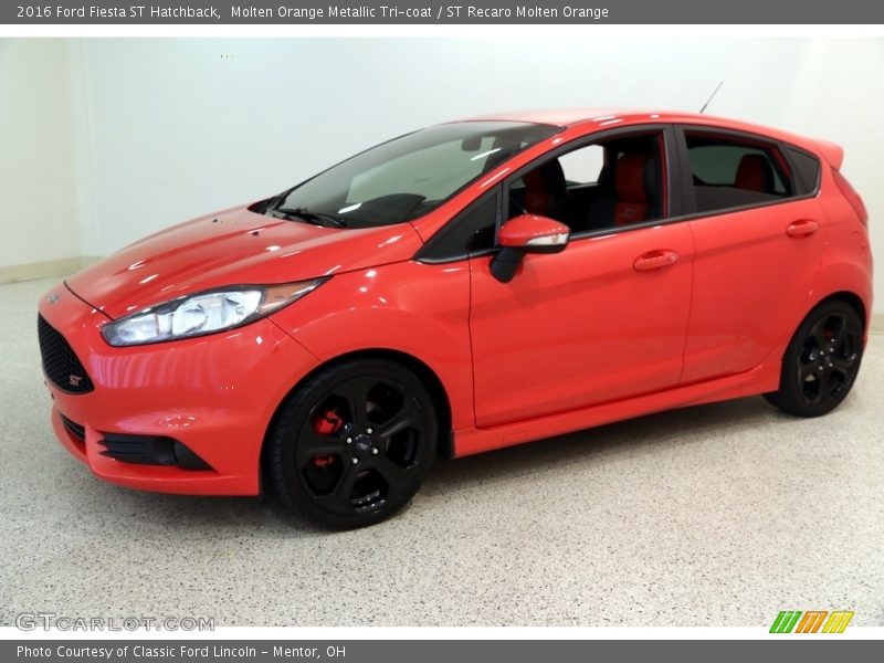 Molten Orange Metallic Tri-coat / ST Recaro Molten Orange 2016 Ford Fiesta ST Hatchback