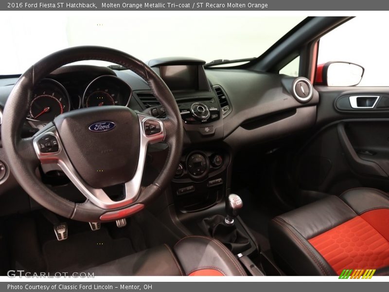 Molten Orange Metallic Tri-coat / ST Recaro Molten Orange 2016 Ford Fiesta ST Hatchback