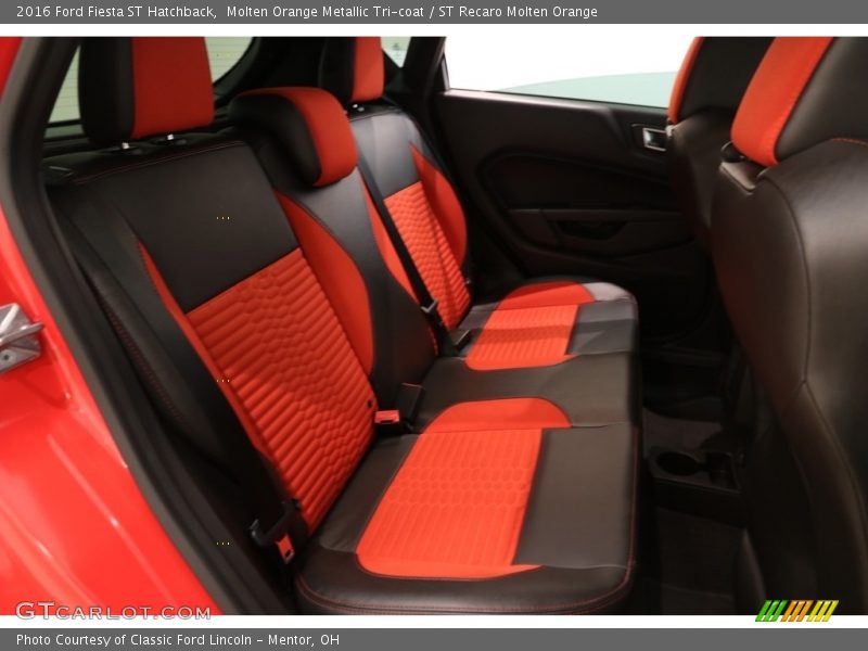 Molten Orange Metallic Tri-coat / ST Recaro Molten Orange 2016 Ford Fiesta ST Hatchback