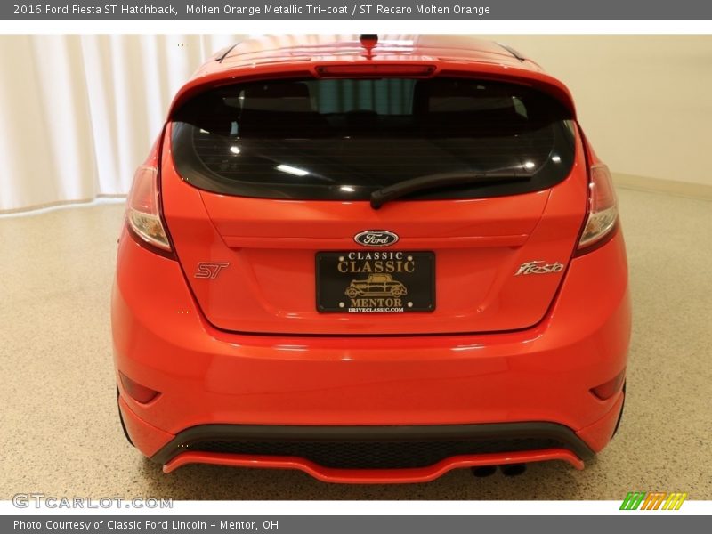 Molten Orange Metallic Tri-coat / ST Recaro Molten Orange 2016 Ford Fiesta ST Hatchback