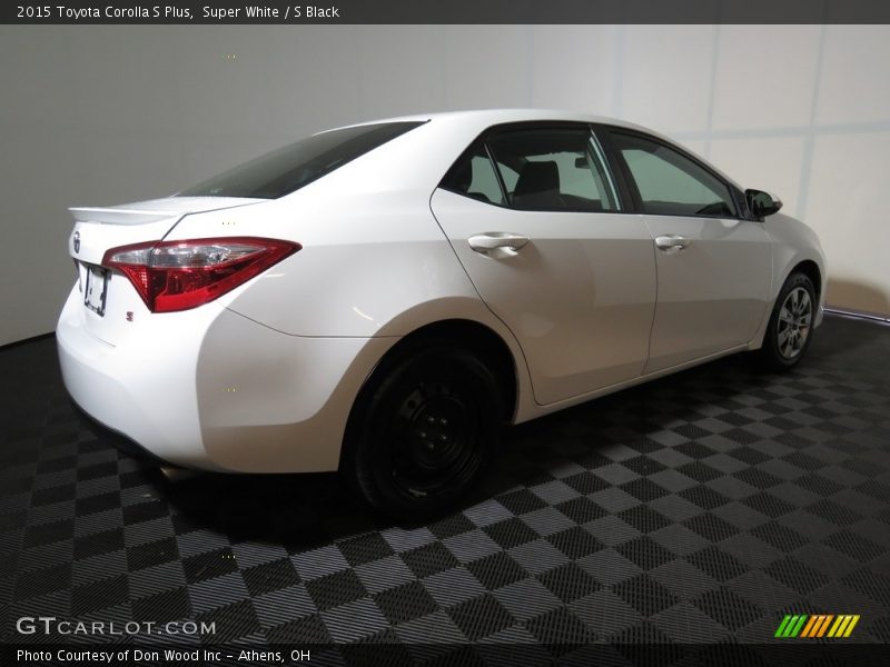 Super White / S Black 2015 Toyota Corolla S Plus