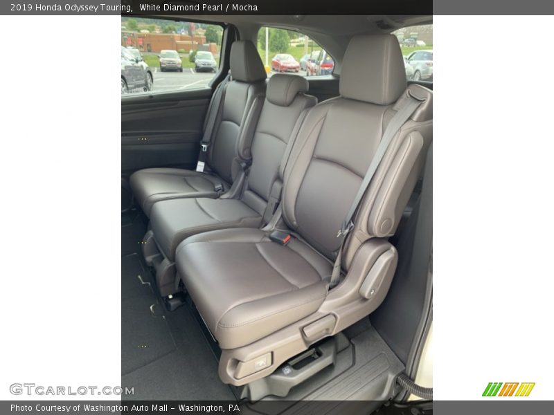 White Diamond Pearl / Mocha 2019 Honda Odyssey Touring