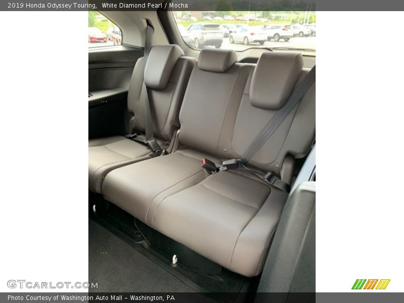 White Diamond Pearl / Mocha 2019 Honda Odyssey Touring