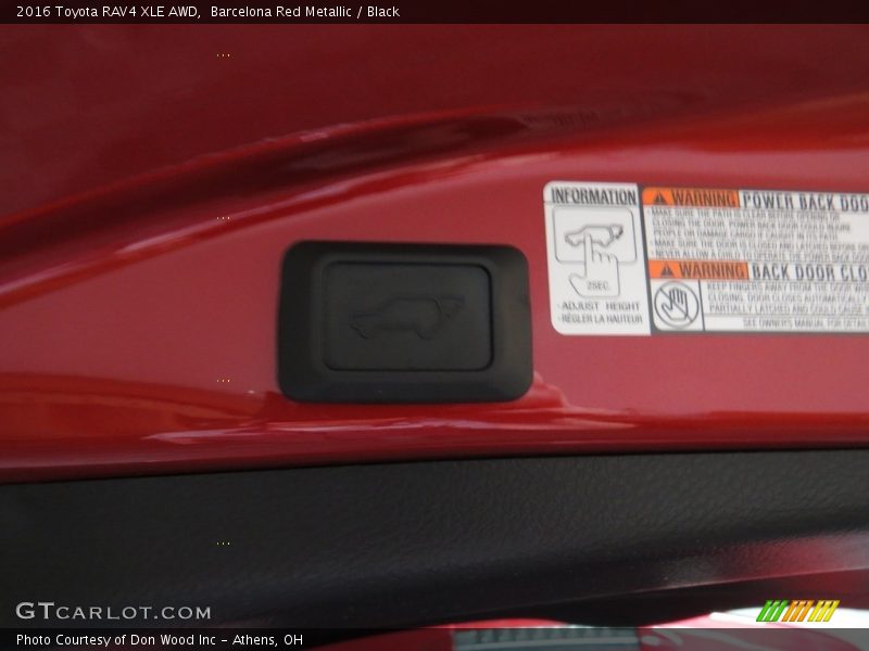 Barcelona Red Metallic / Black 2016 Toyota RAV4 XLE AWD