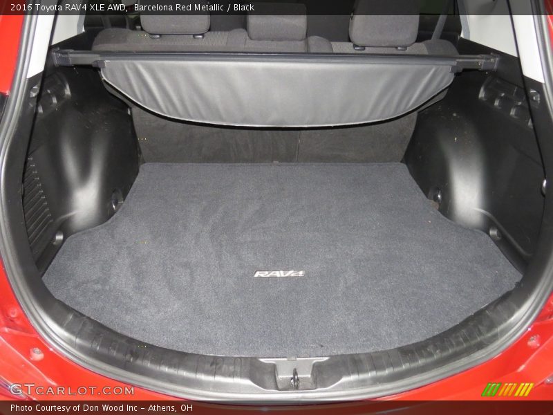 Barcelona Red Metallic / Black 2016 Toyota RAV4 XLE AWD