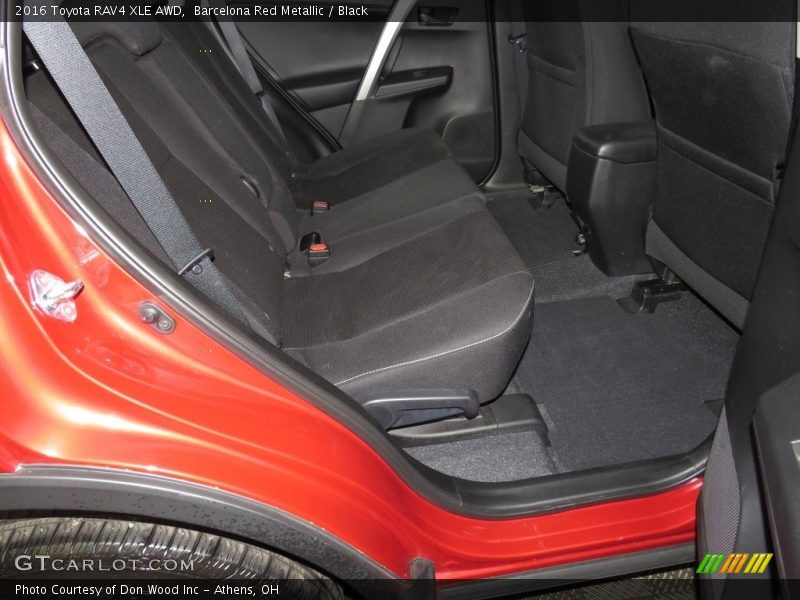 Barcelona Red Metallic / Black 2016 Toyota RAV4 XLE AWD