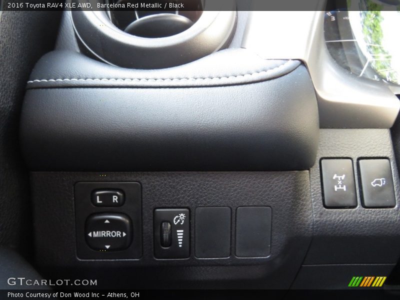 Barcelona Red Metallic / Black 2016 Toyota RAV4 XLE AWD