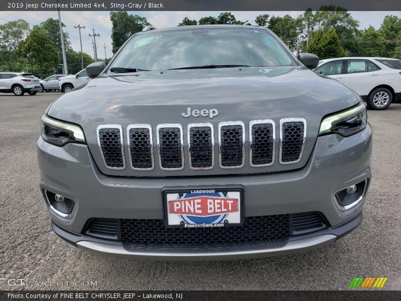 Sting-Gray / Black 2019 Jeep Cherokee Limited 4x4