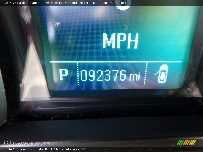 White Diamond Tricoat / Light Titanium/Jet Black 2014 Chevrolet Equinox LT AWD