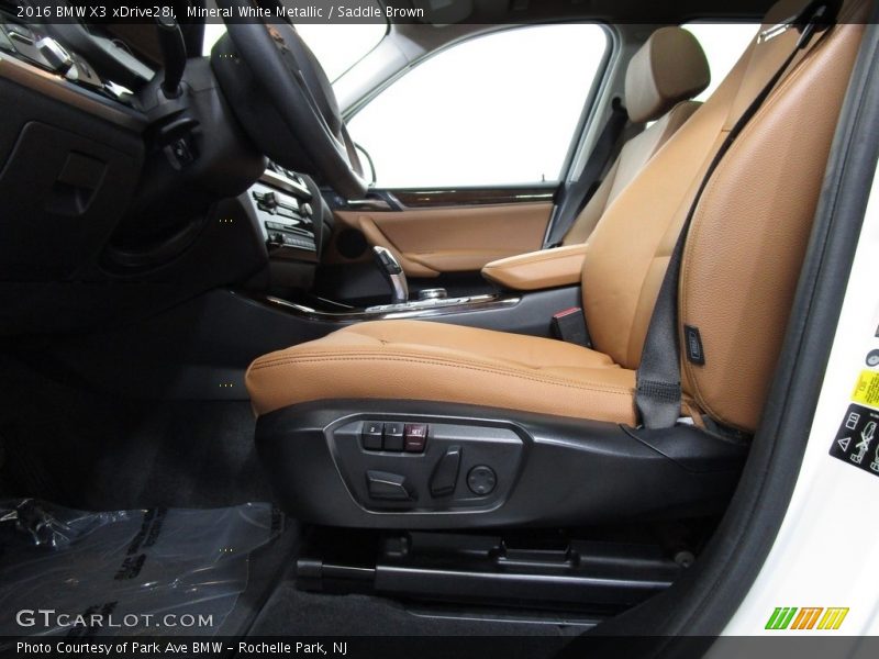 Mineral White Metallic / Saddle Brown 2016 BMW X3 xDrive28i