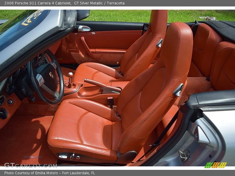 Front Seat of 2006 911 Carrera 4 Cabriolet