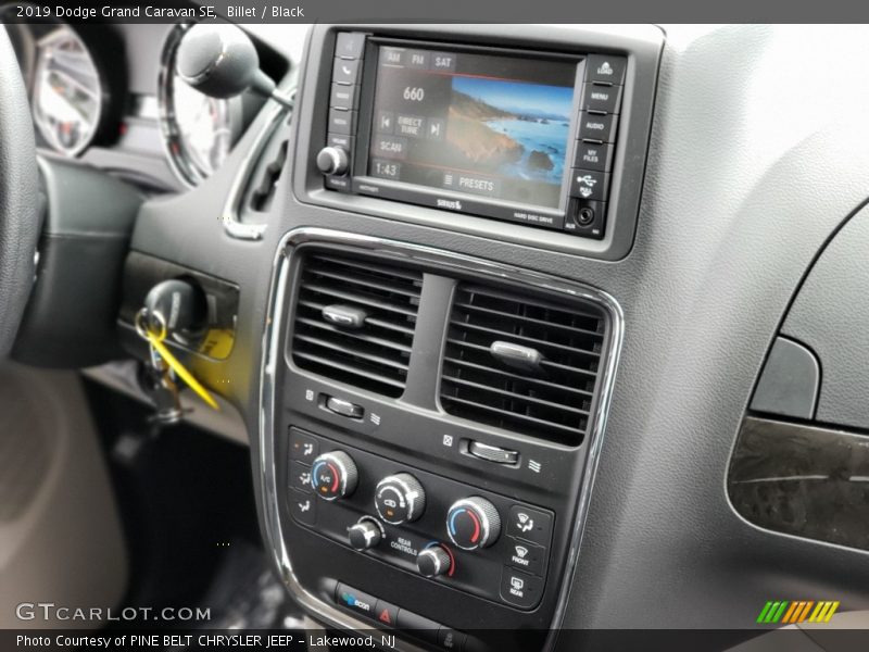 Billet / Black 2019 Dodge Grand Caravan SE