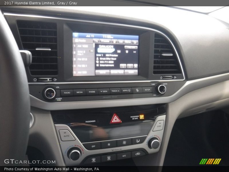 Gray / Gray 2017 Hyundai Elantra Limited