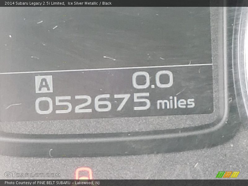 Ice Silver Metallic / Black 2014 Subaru Legacy 2.5i Limited