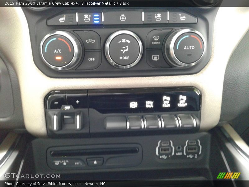 Billet Silver Metallic / Black 2019 Ram 3500 Laramie Crew Cab 4x4