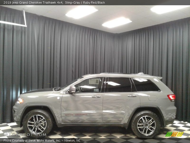 Sting-Gray / Ruby Red/Black 2019 Jeep Grand Cherokee Trailhawk 4x4