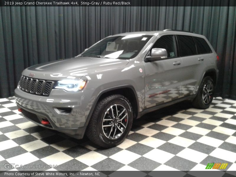 Sting-Gray / Ruby Red/Black 2019 Jeep Grand Cherokee Trailhawk 4x4