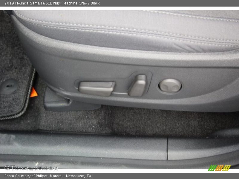 Machine Gray / Black 2019 Hyundai Santa Fe SEL Plus
