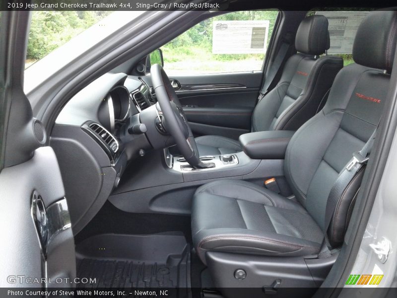  2019 Grand Cherokee Trailhawk 4x4 Ruby Red/Black Interior