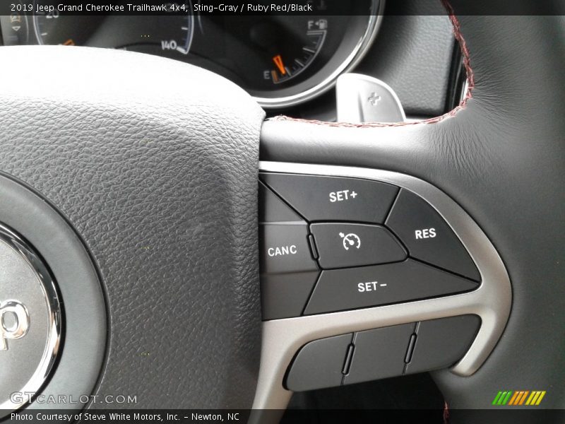  2019 Grand Cherokee Trailhawk 4x4 Steering Wheel