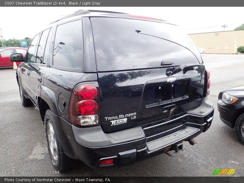 Black / Light Gray 2007 Chevrolet TrailBlazer LS 4x4