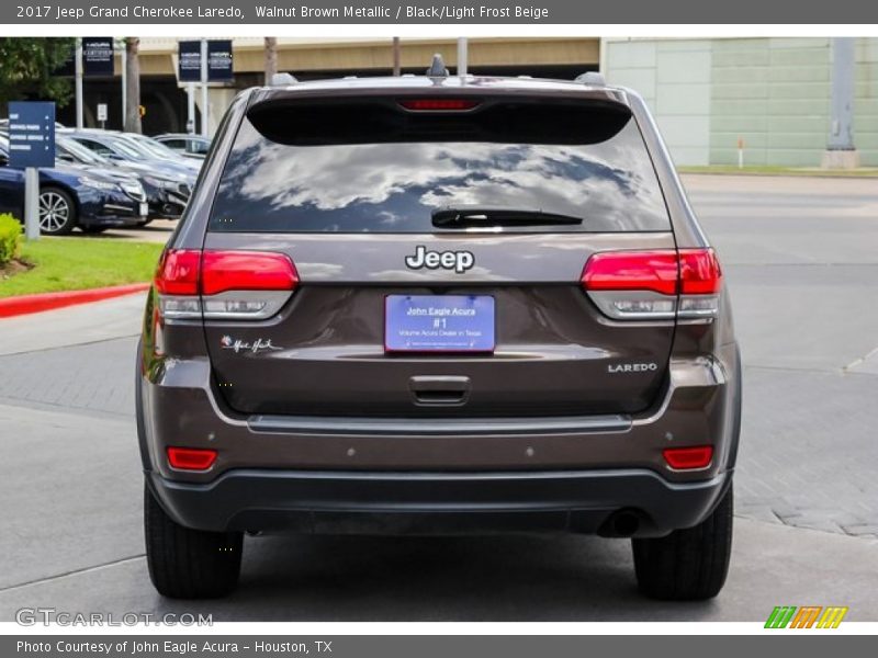 Walnut Brown Metallic / Black/Light Frost Beige 2017 Jeep Grand Cherokee Laredo
