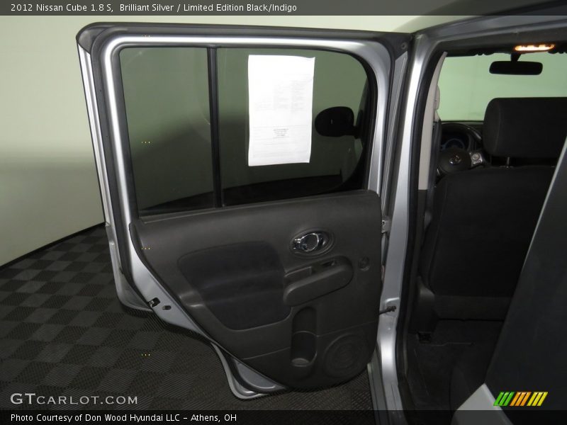 Brilliant Silver / Limited Edition Black/Indigo 2012 Nissan Cube 1.8 S