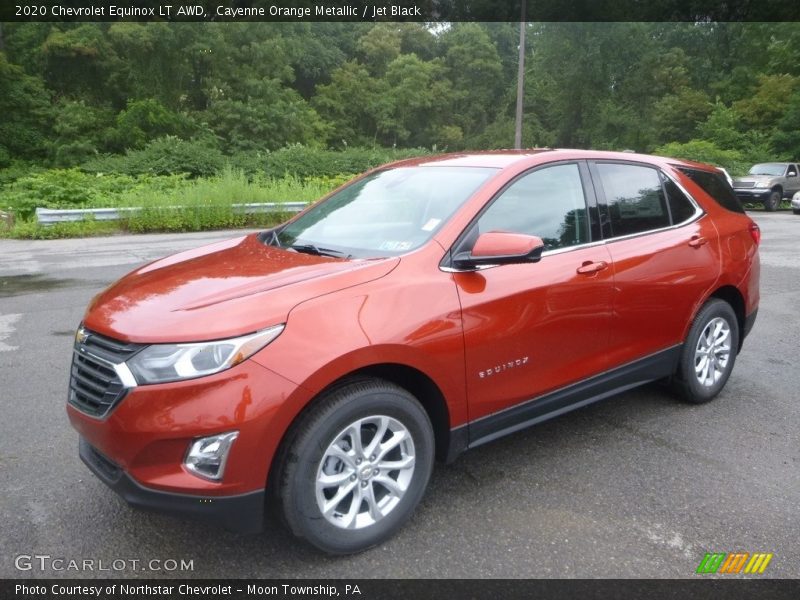 Front 3/4 View of 2020 Equinox LT AWD