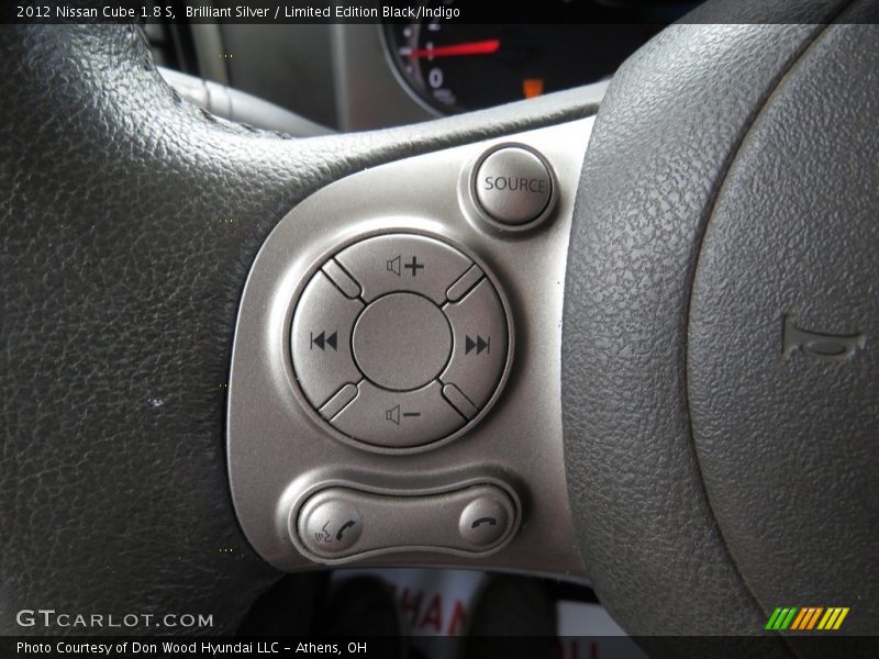 Brilliant Silver / Limited Edition Black/Indigo 2012 Nissan Cube 1.8 S