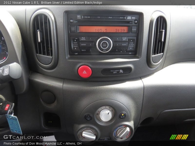 Brilliant Silver / Limited Edition Black/Indigo 2012 Nissan Cube 1.8 S