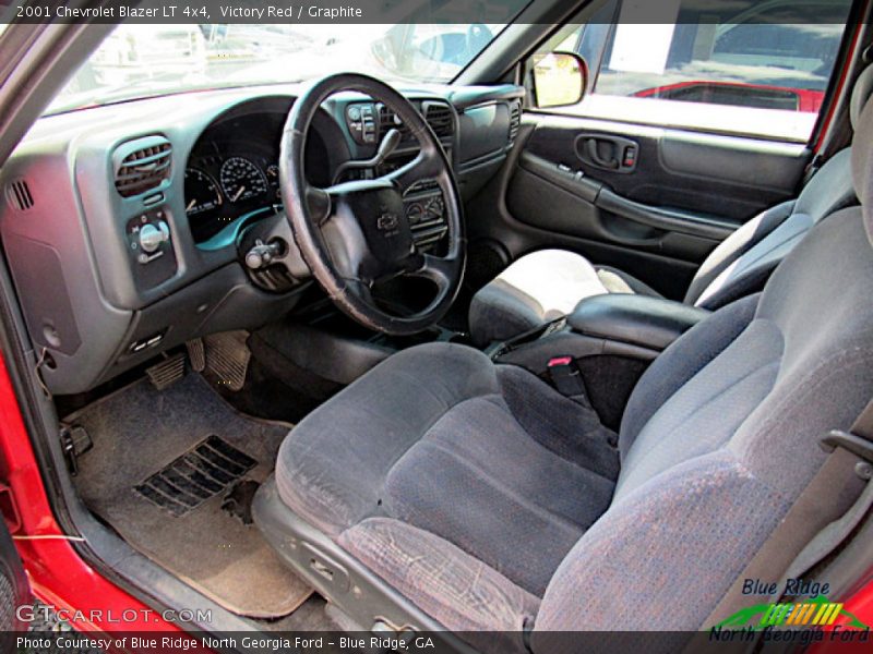 Victory Red / Graphite 2001 Chevrolet Blazer LT 4x4