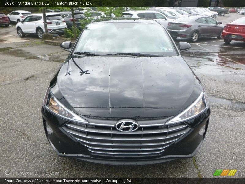 Phantom Black / Black 2020 Hyundai Elantra SE