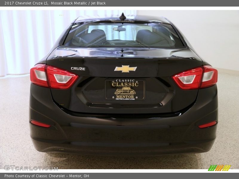 Mosaic Black Metallic / Jet Black 2017 Chevrolet Cruze LS